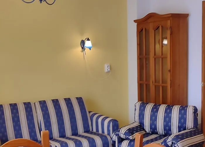 Duplex 2-bedroom Family F&f