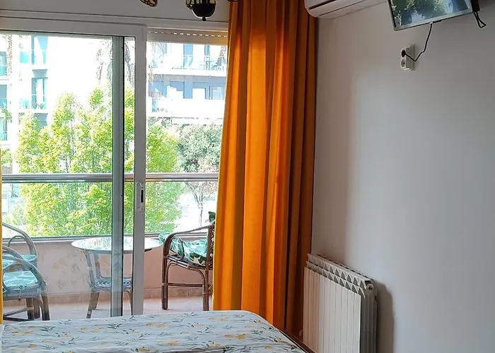 Duplex 2-bedroom Family F&f *